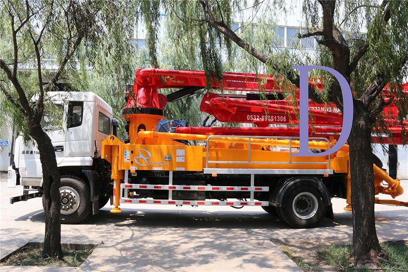 青島混凝土泵車價格 (39)