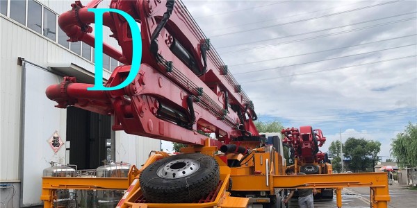 施工過程中，小型泵車以下幾點禁止發(fā)生