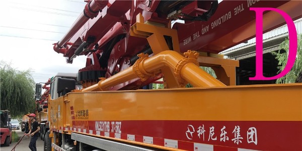 面對(duì)小型混凝土泵車水油溫同時(shí)升高如何解決（二）？