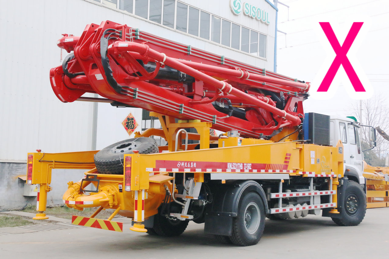 青島小型混凝土泵車價格