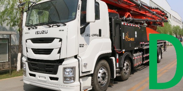 遙控器操作大臂油缸進行排油