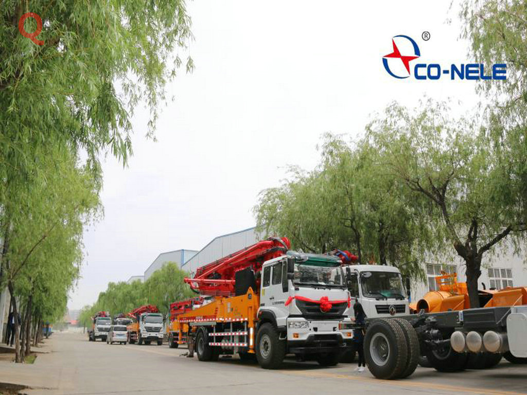 conele天泵，小型泵車，小型混凝土泵車