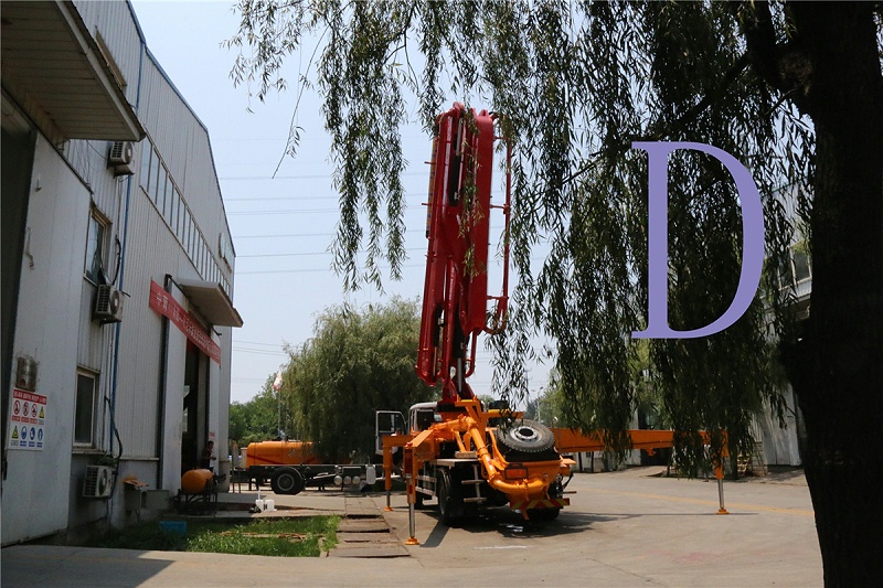 青島混凝土泵車價格 (26)