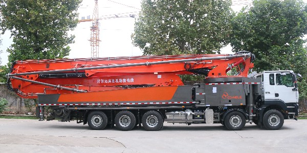 支撐泵車時應(yīng)選擇什么樣的場地？