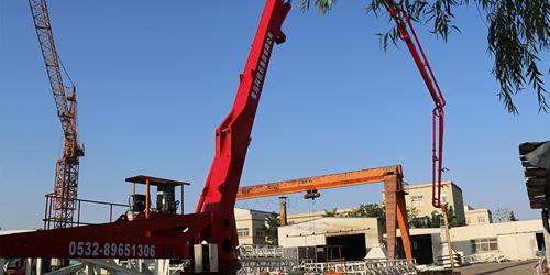 科尼樂(lè)解析混凝土泵車作業(yè)中最容易出事故的環(huán)節(jié)