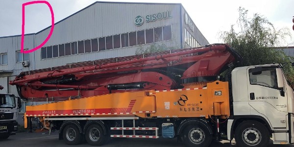 特殊環(huán)境下，小型混凝土泵車手應(yīng)如何操作？