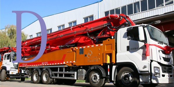 哪些是展開臂架時混凝土泵車要注意的？