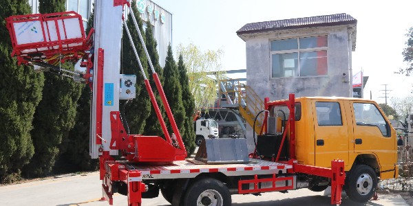 科尼樂(lè)32米云梯車搬運(yùn)，省時(shí)省力，它的作用有哪些你知道嗎