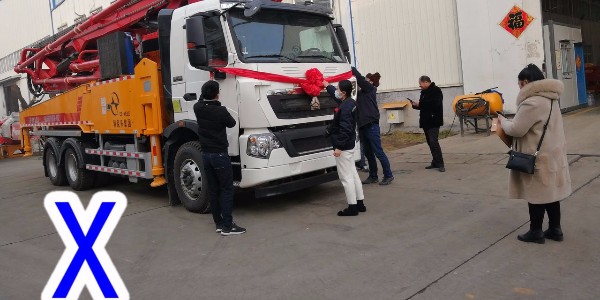 小型泵車液壓油質量嚴格把控，才能讓小型混凝土泵車牛到飛起（二）