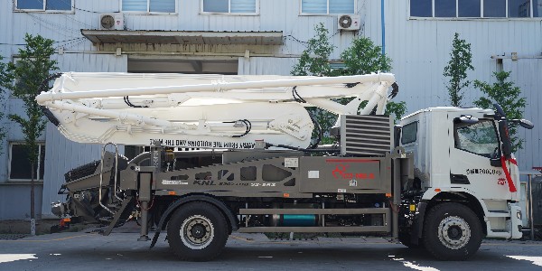 泵車不僅減輕施工的負擔，還能輕松施工